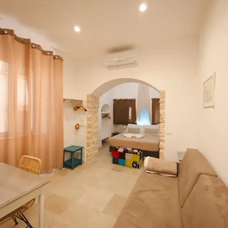 Sotto Il Castello Роди-Гарганико