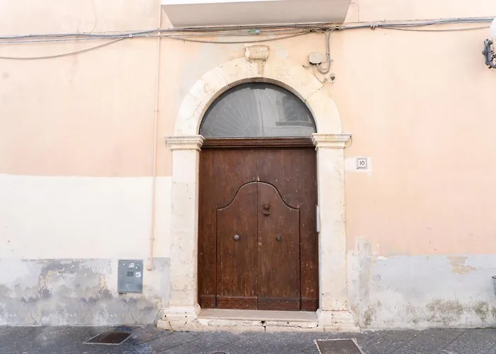 Sotto Il Castello 4* רודי גרגניקו