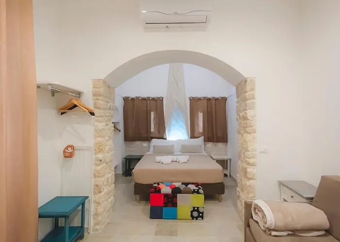 Sotto Il Castello לינה וארוחת בוקר 4*