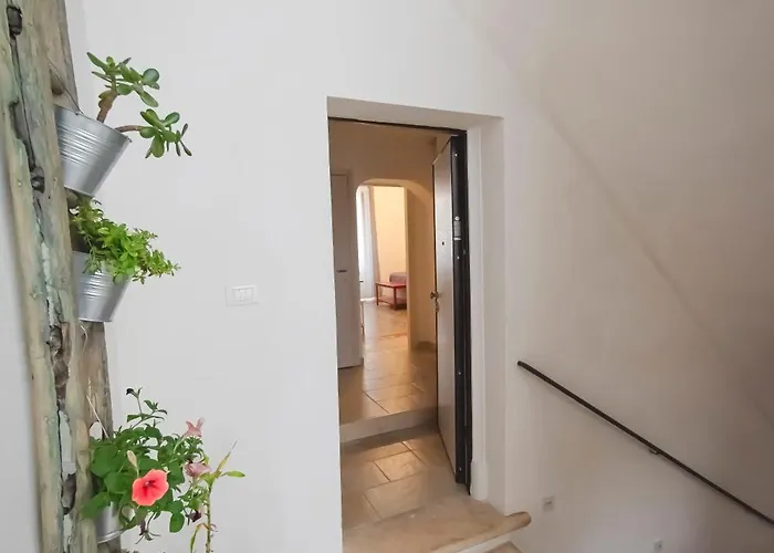 Sotto Il Castello לינה וארוחת בוקר