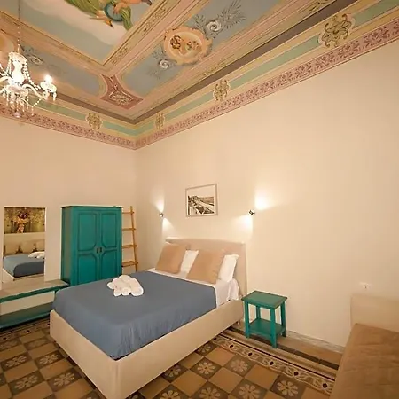 Sotto Il Castello 4*