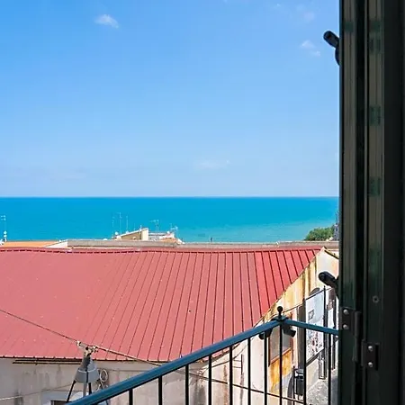 Sotto Il Castello فندق مبيت وإفطار 4*